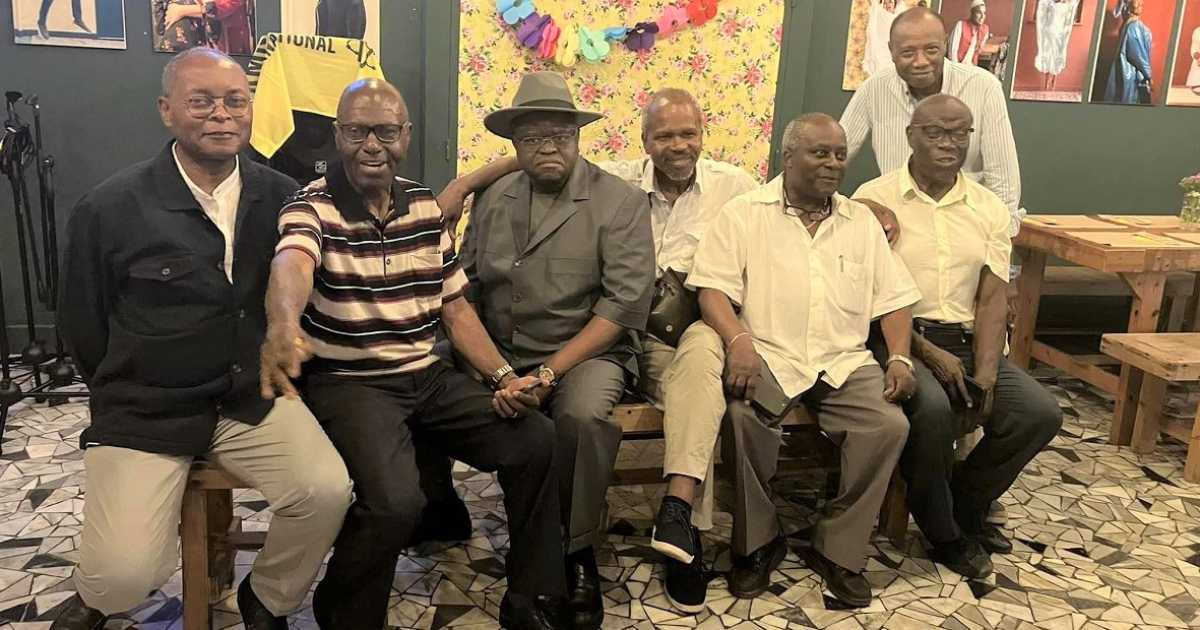 I congolesi che giunsero nel 1973, primi immigrati africani a Bari: �Ci guardavano tutti con curiosit�